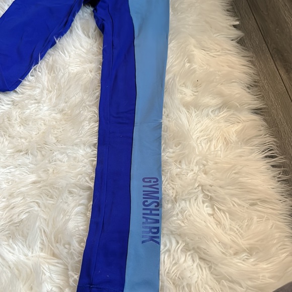 Block style Gymshark leggings - Picture 2 of 3